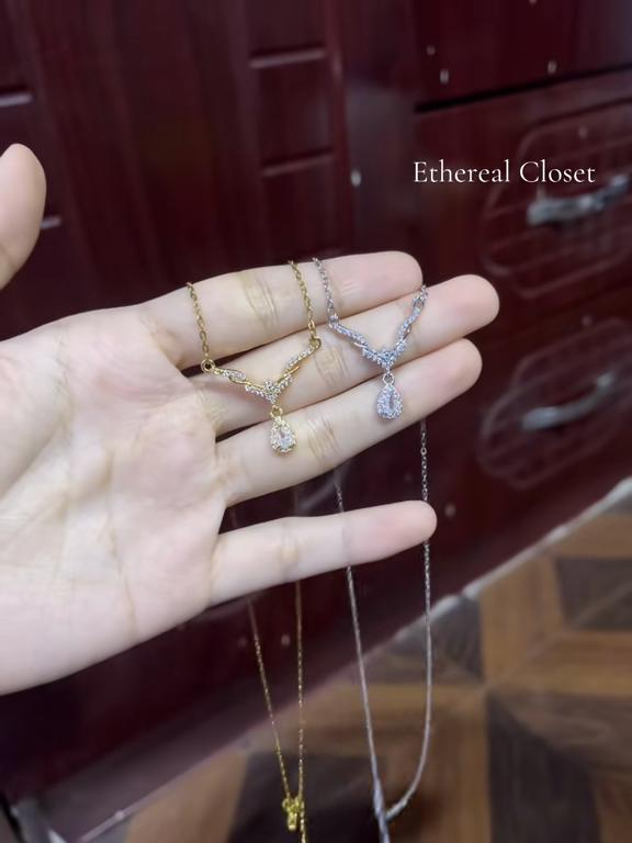 @Ethereal Closet đ