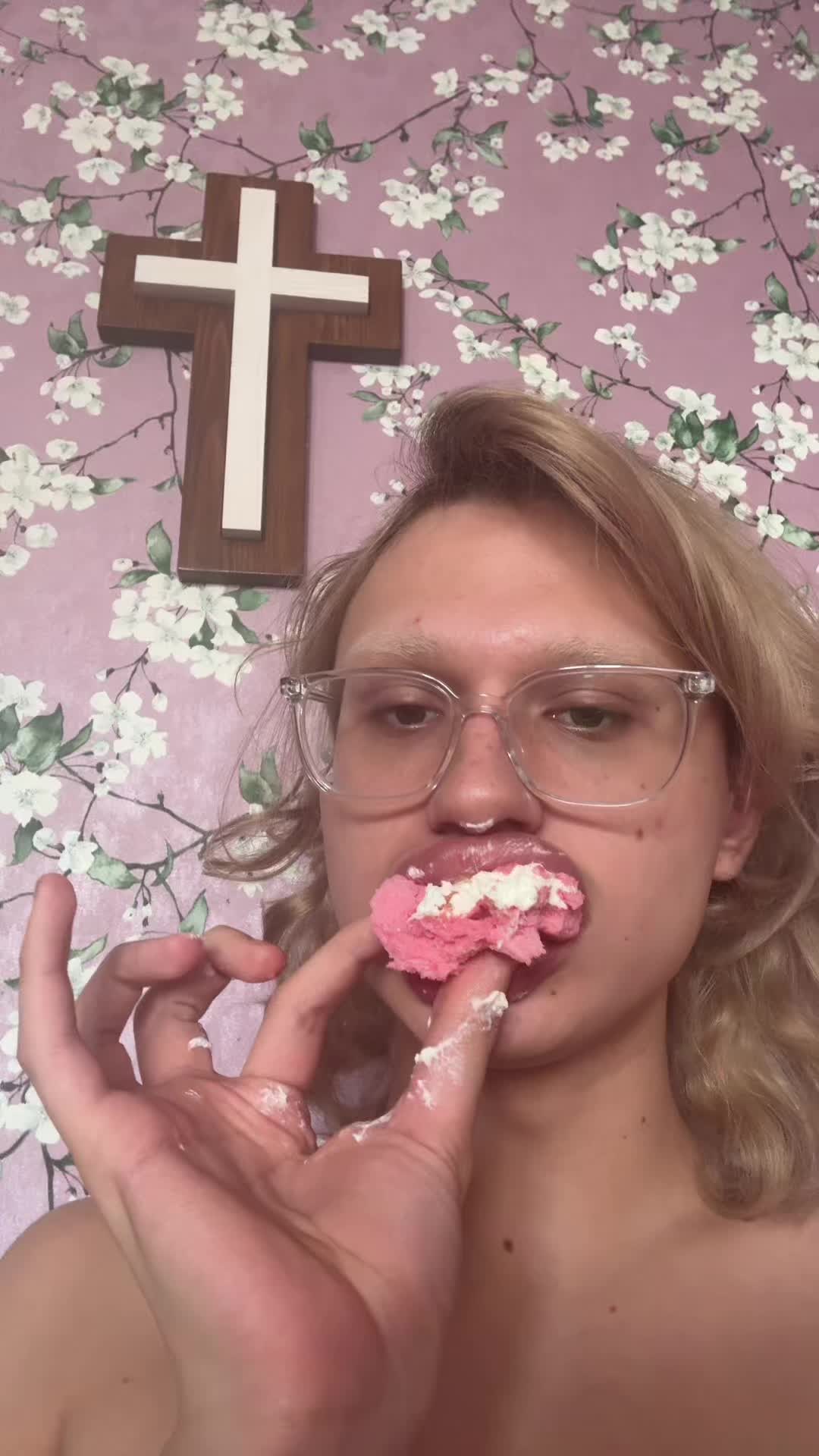 @Саша хыс