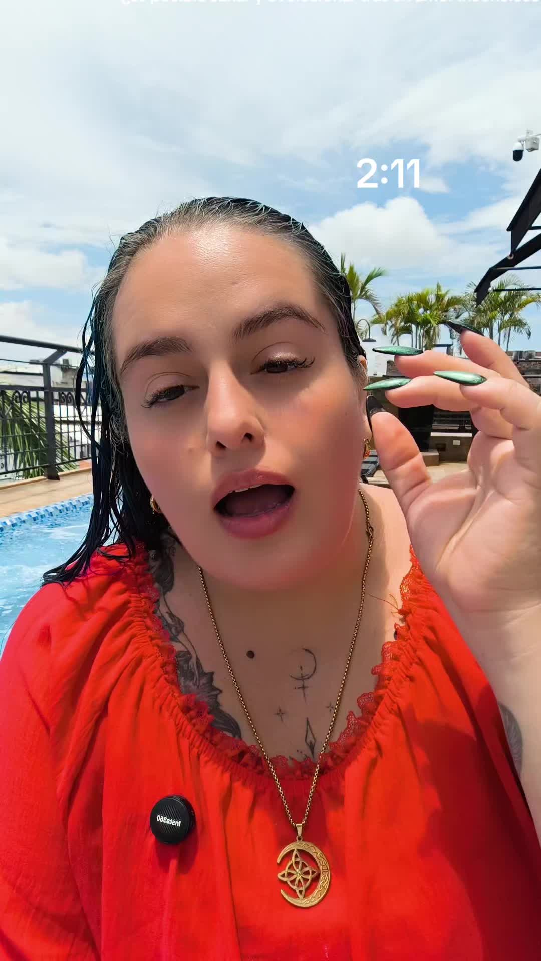 @Elena Benavides