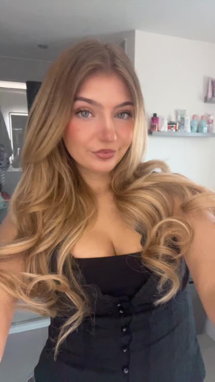 @anniemcl_