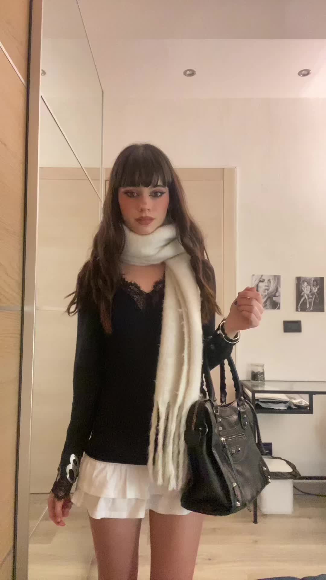 @elisa🪽