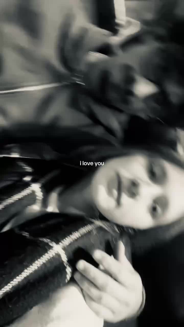 @Louanaꨄ