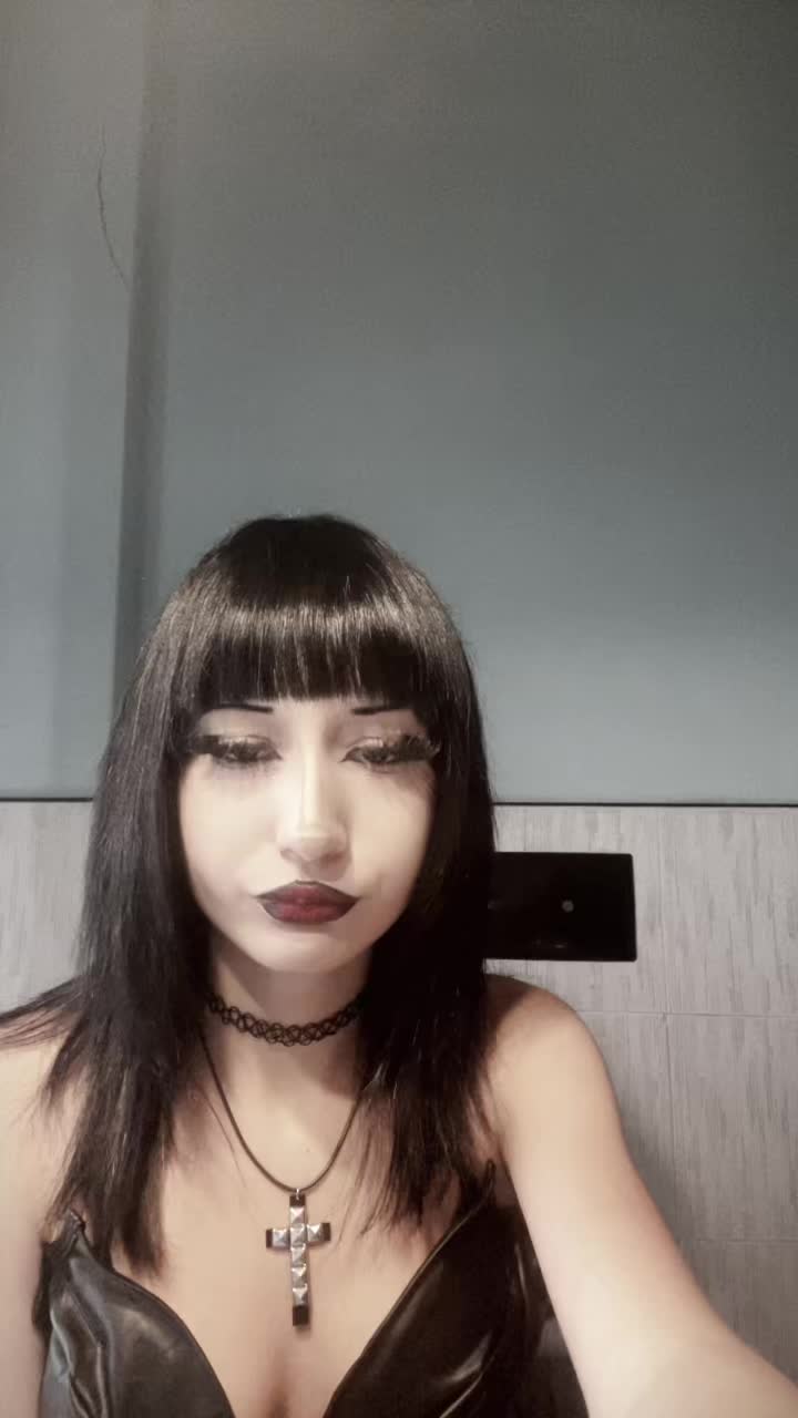 @𝒜𝓁𝒾𝒸ℯ𒉭