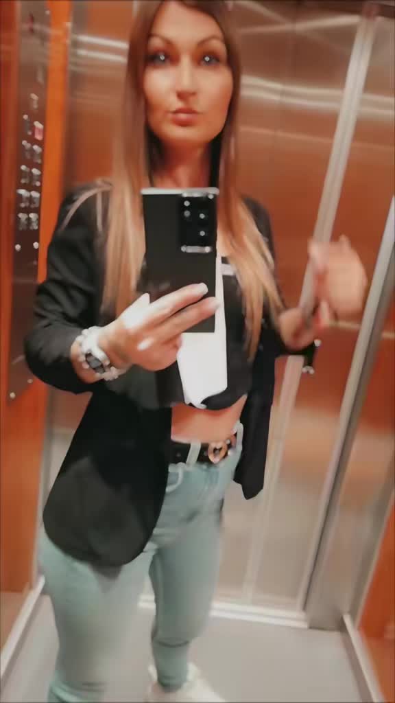@Maria Mirabell