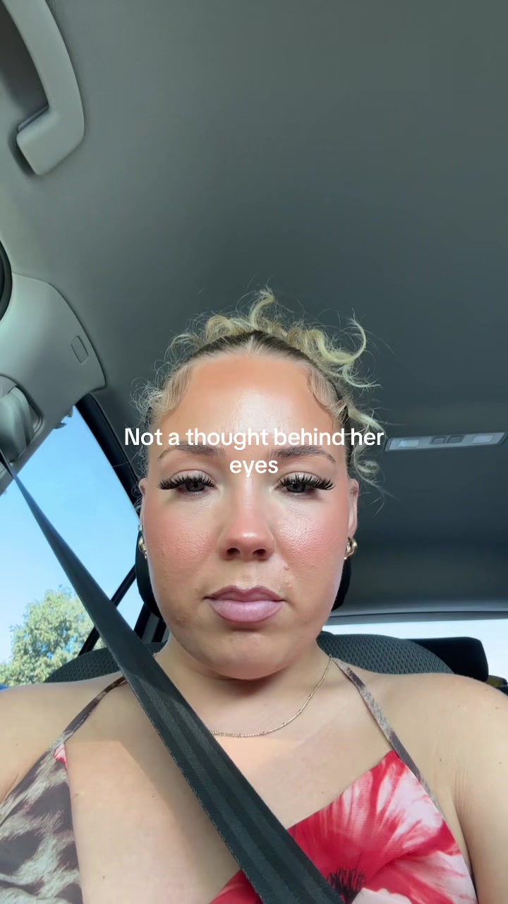 @staceyleee111