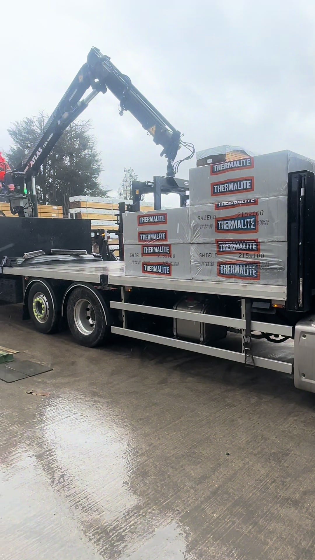 @SR TIMBER & BUILDING MERCHANT
