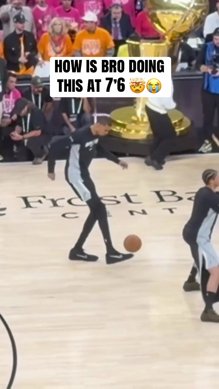 @risingballers