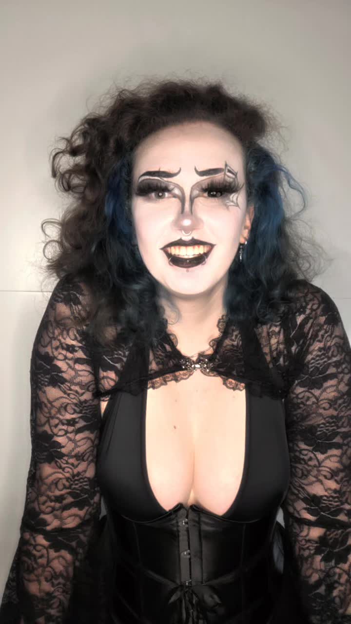 @ThunderGhoulette