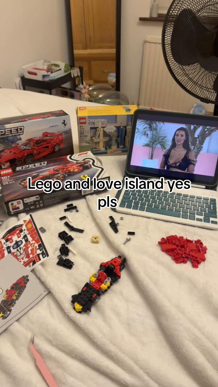 @fionaspam🕷️