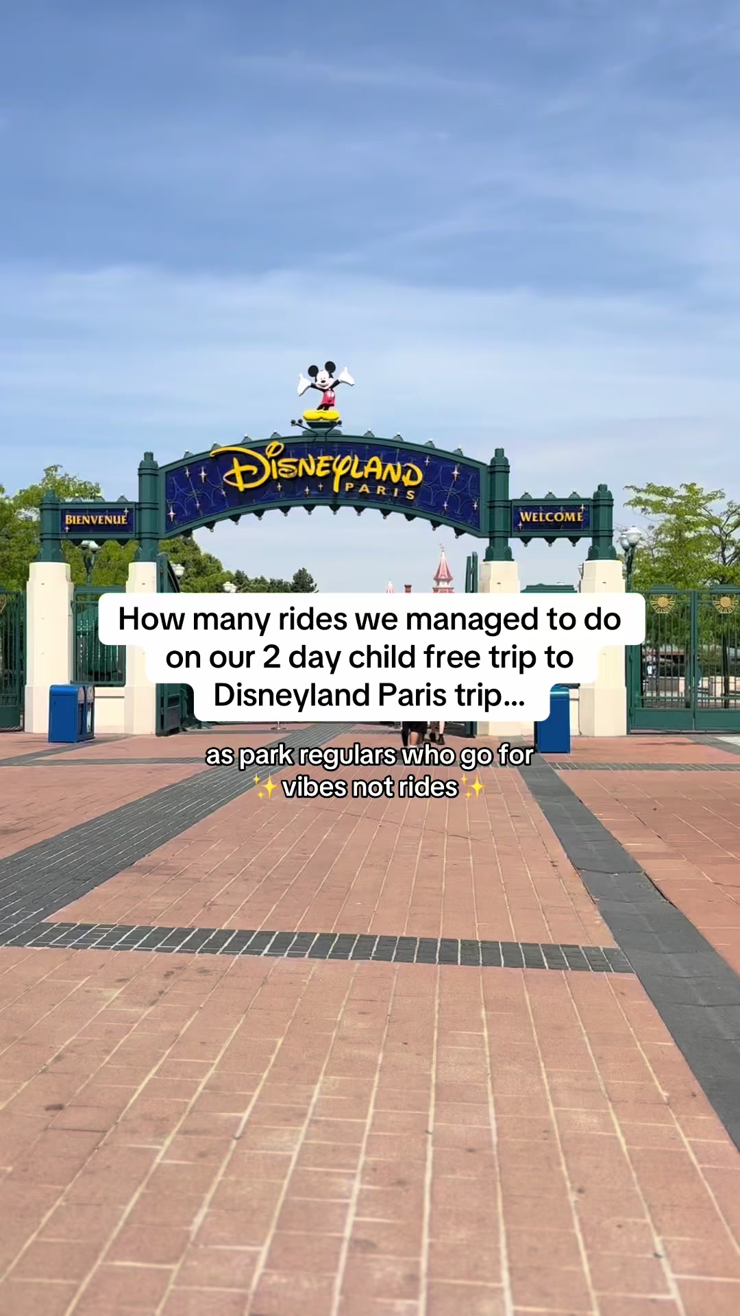 @Em & Step | Travel & Disney ✈️