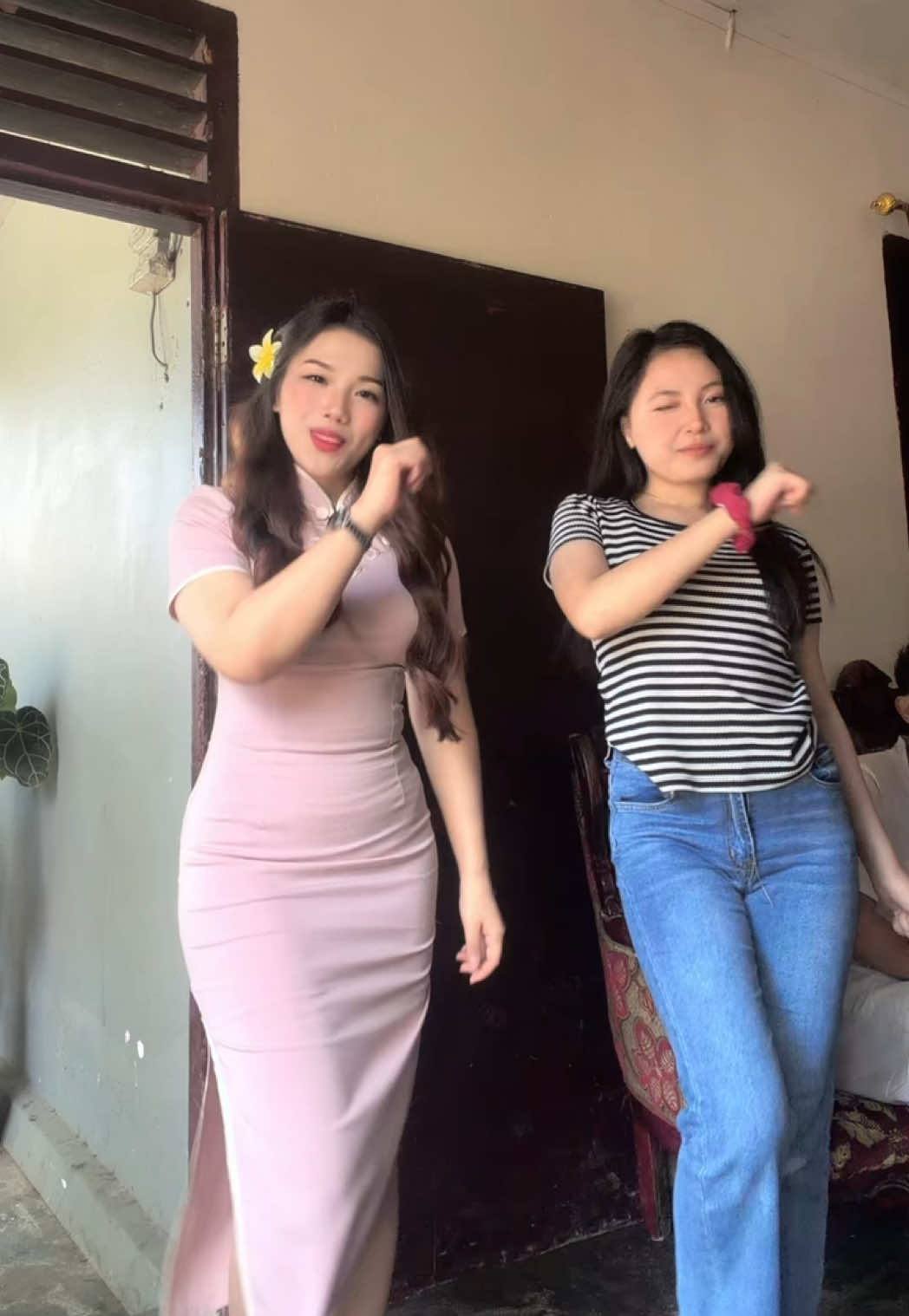 @Nella