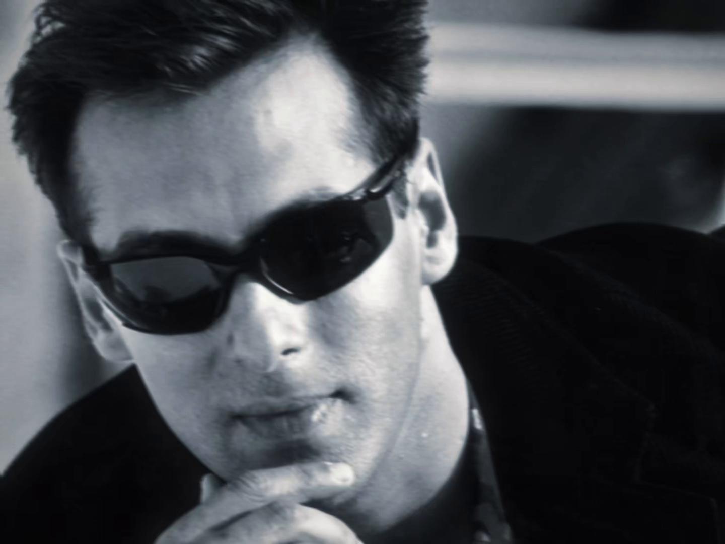 @Sallu_bhai