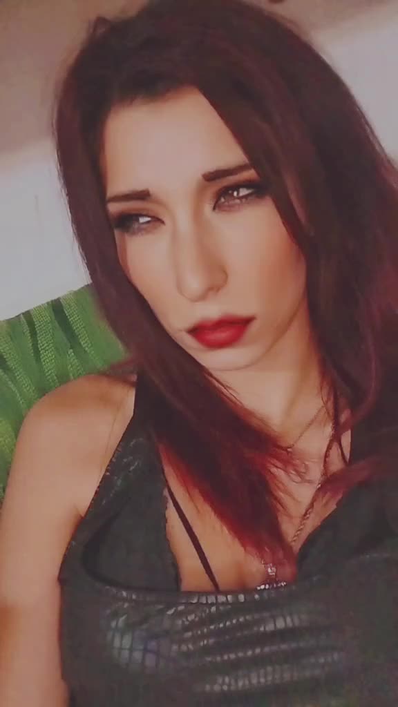 @Maleficent _ilary