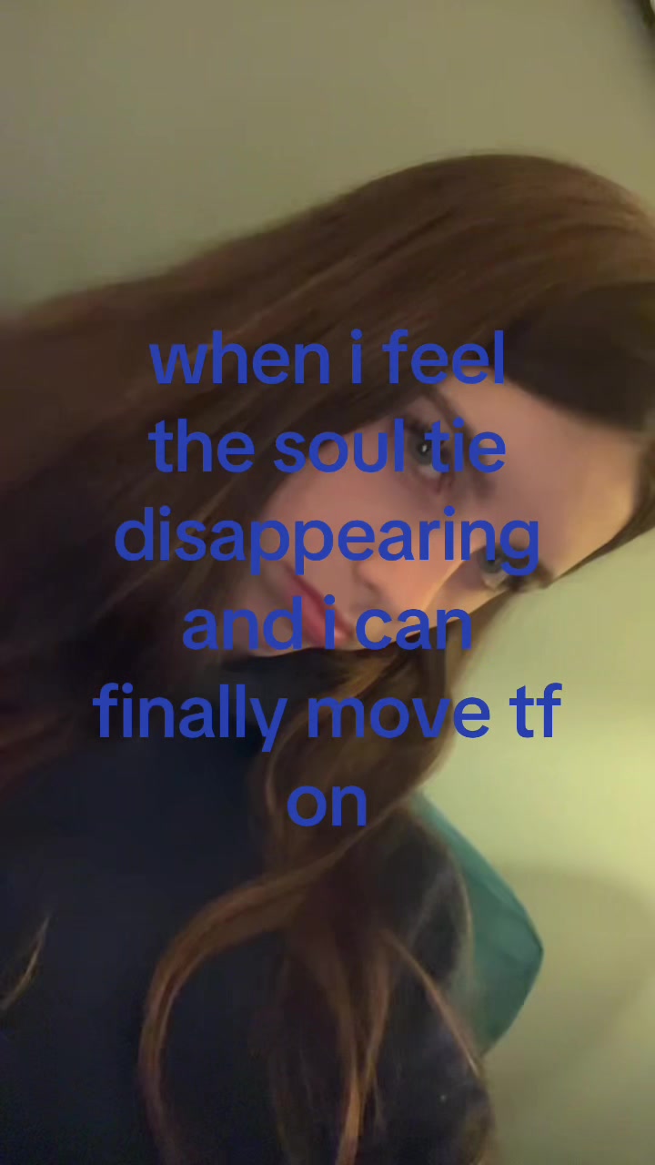 @￴