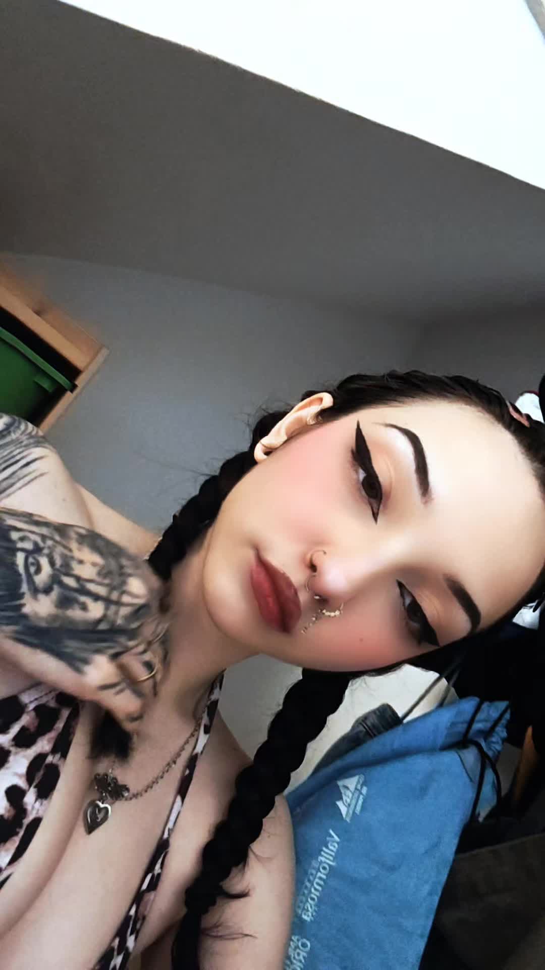 @• Teskupoenlacaraaa?🥐