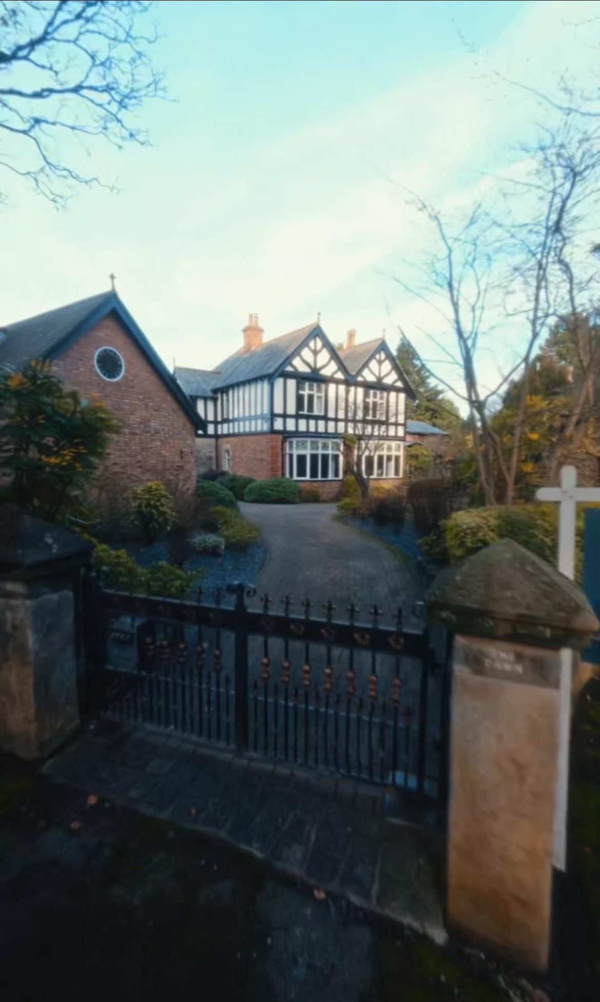 @millionairehomesuk