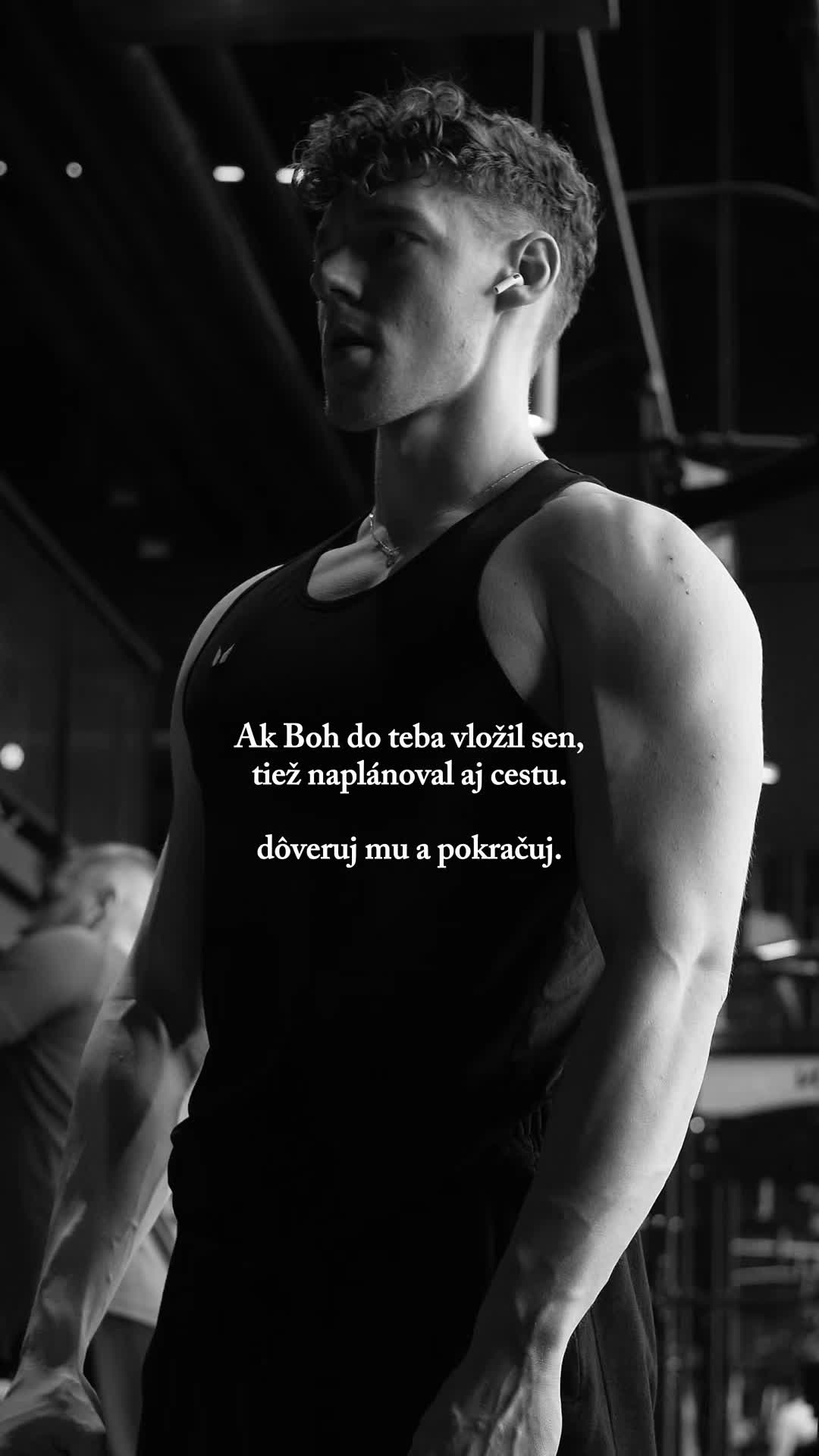 @D&aacute;vid Madzin