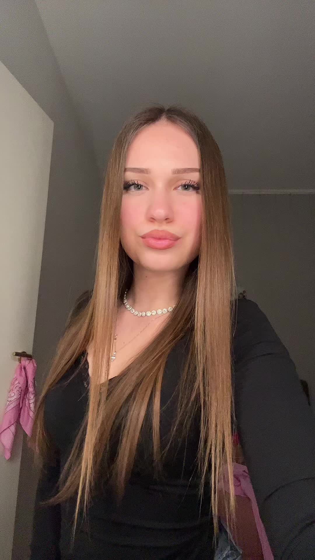 @&euro;L&iexcl;$A💋