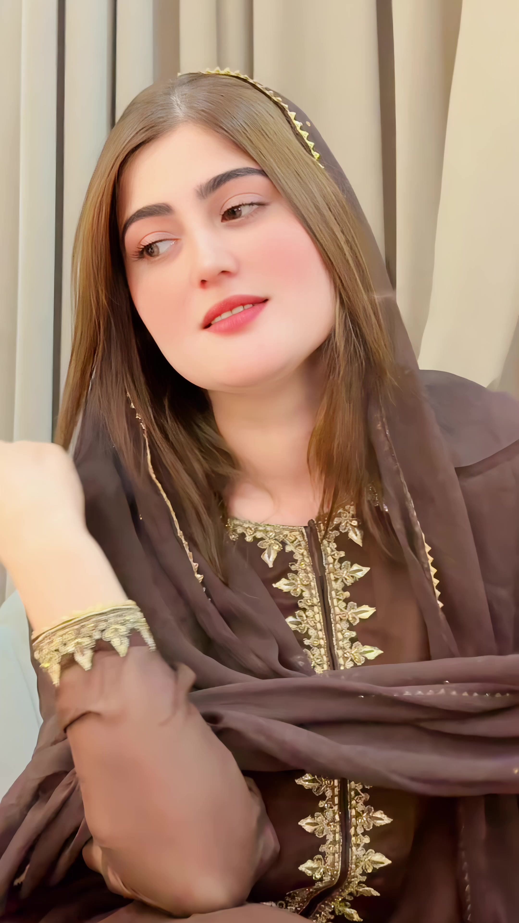 @𝐒𝐭𝐮𝐝𝐢𝐨𝐨𝐟𝐟𝐢𝐜𝐢𝐚𝐥𝐥