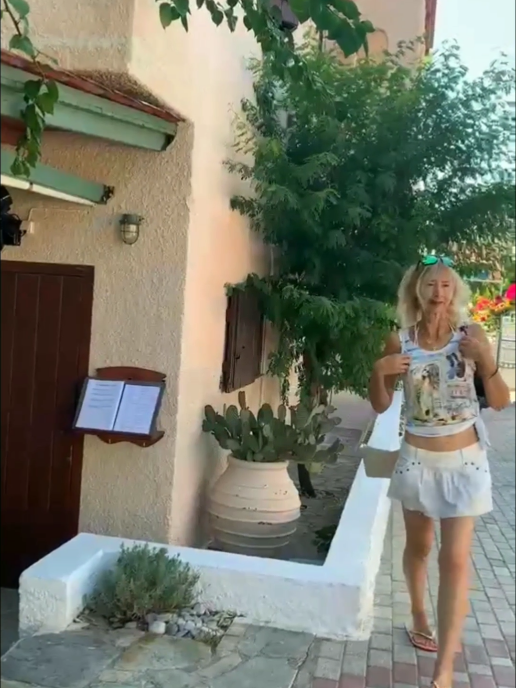 @sempre bella