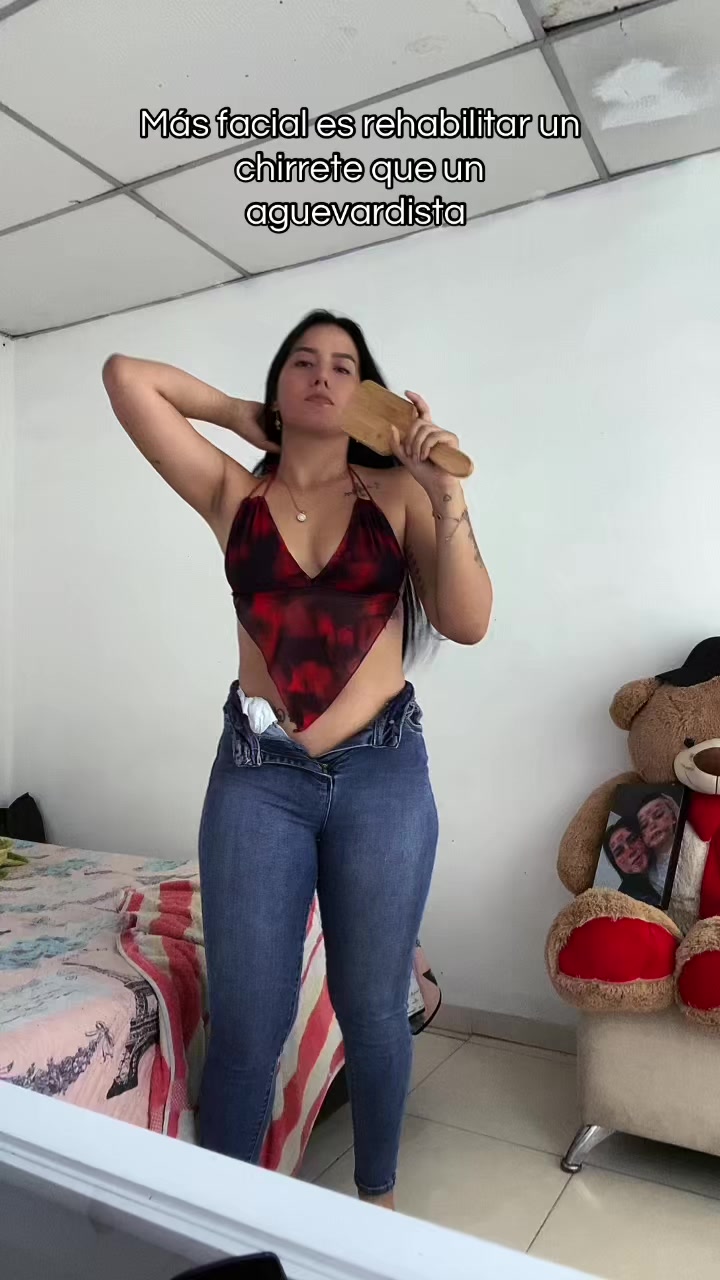 @Camila_950