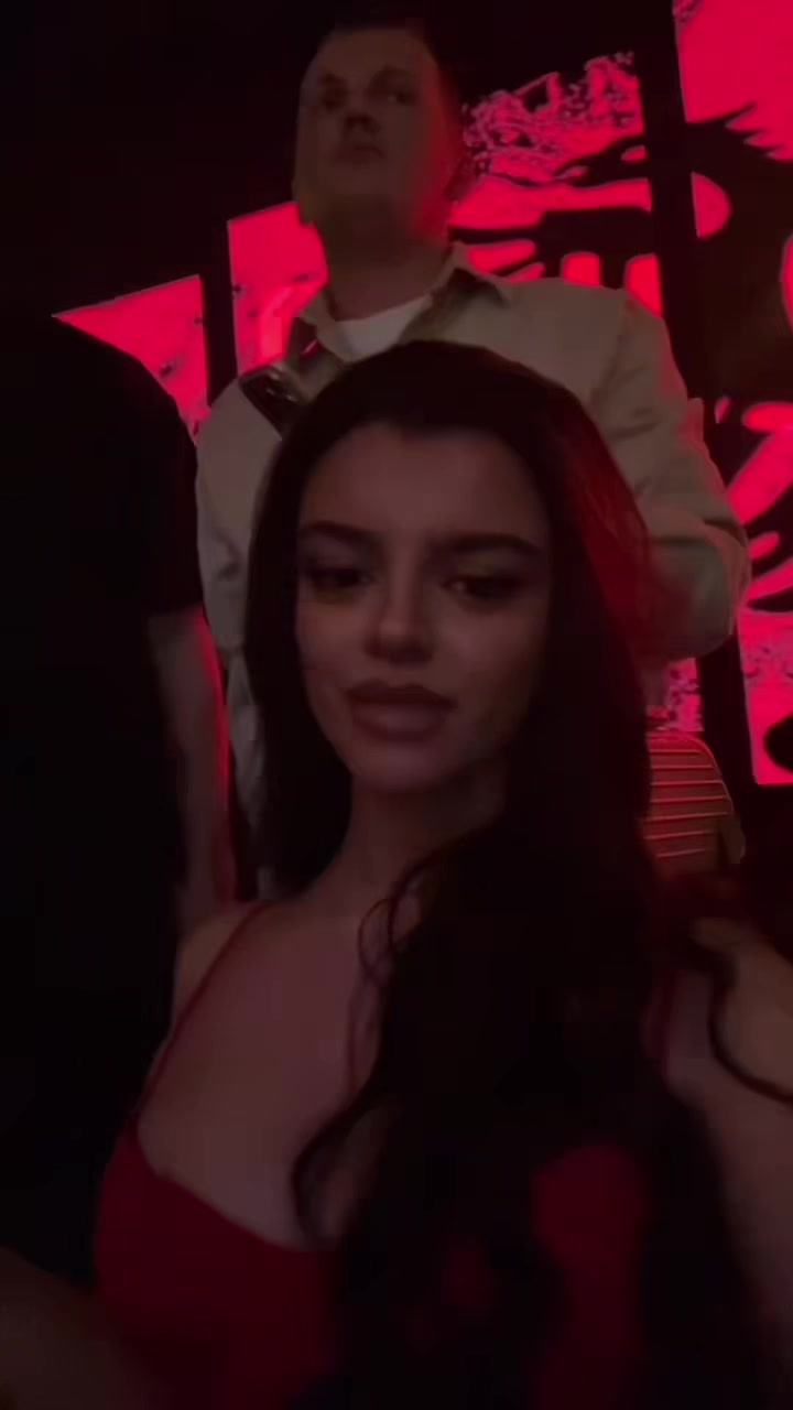 @𝒦𝓁𝑒𝒶 𝒳𝒽𝒶𝒻𝒶