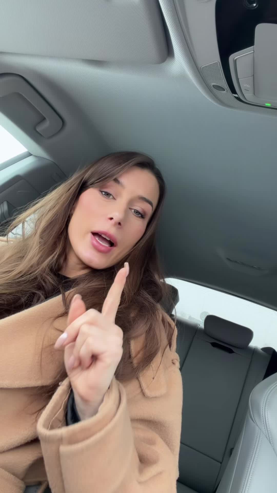 @ania_cm