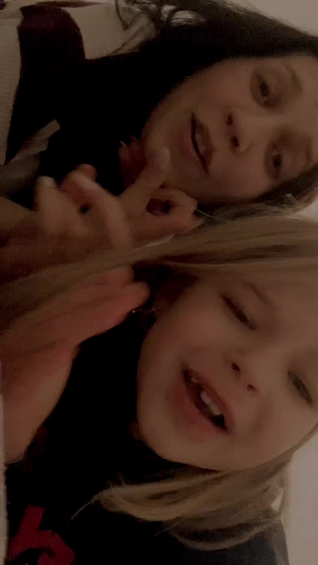@aleexa_96