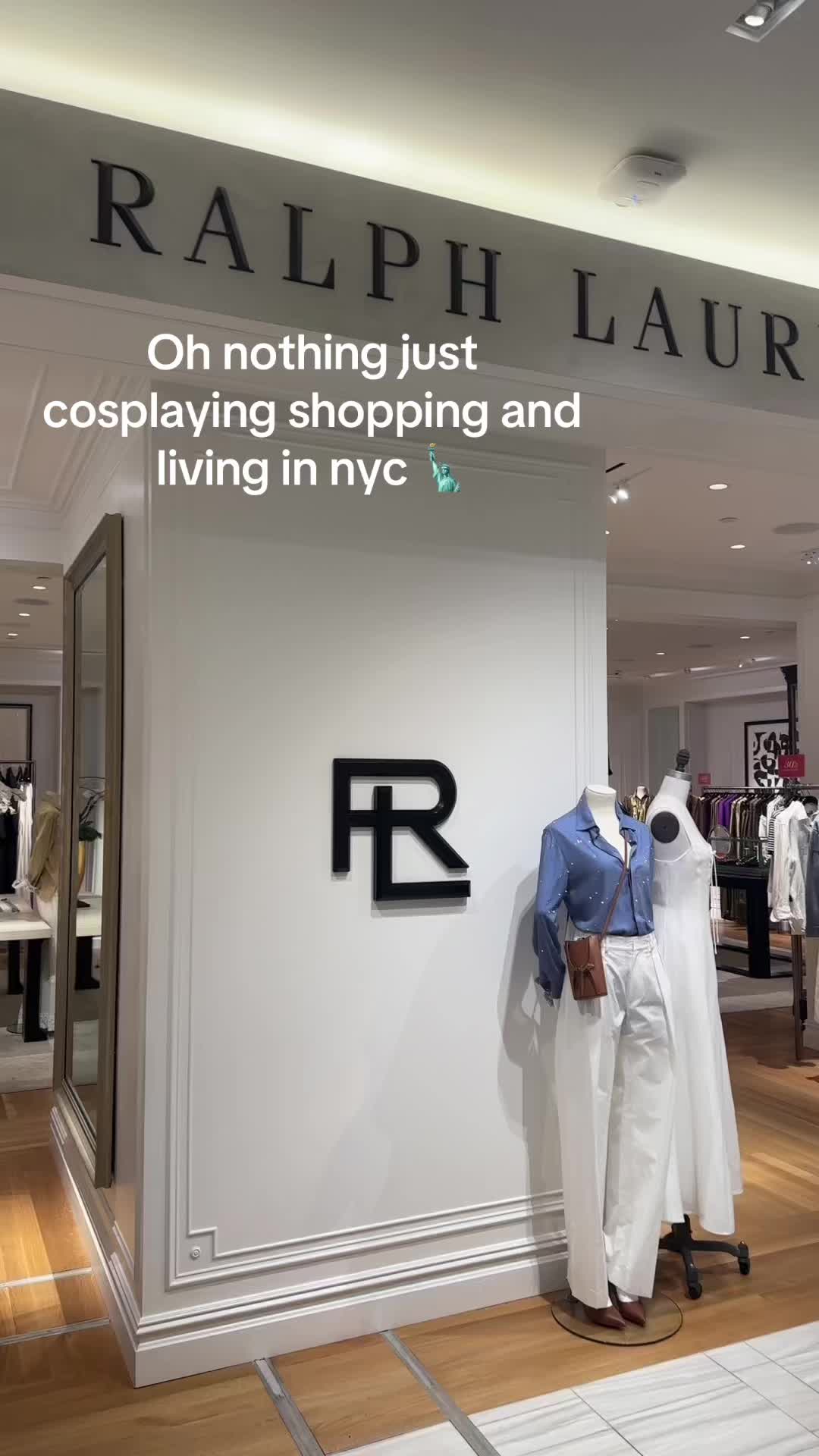 @🫢