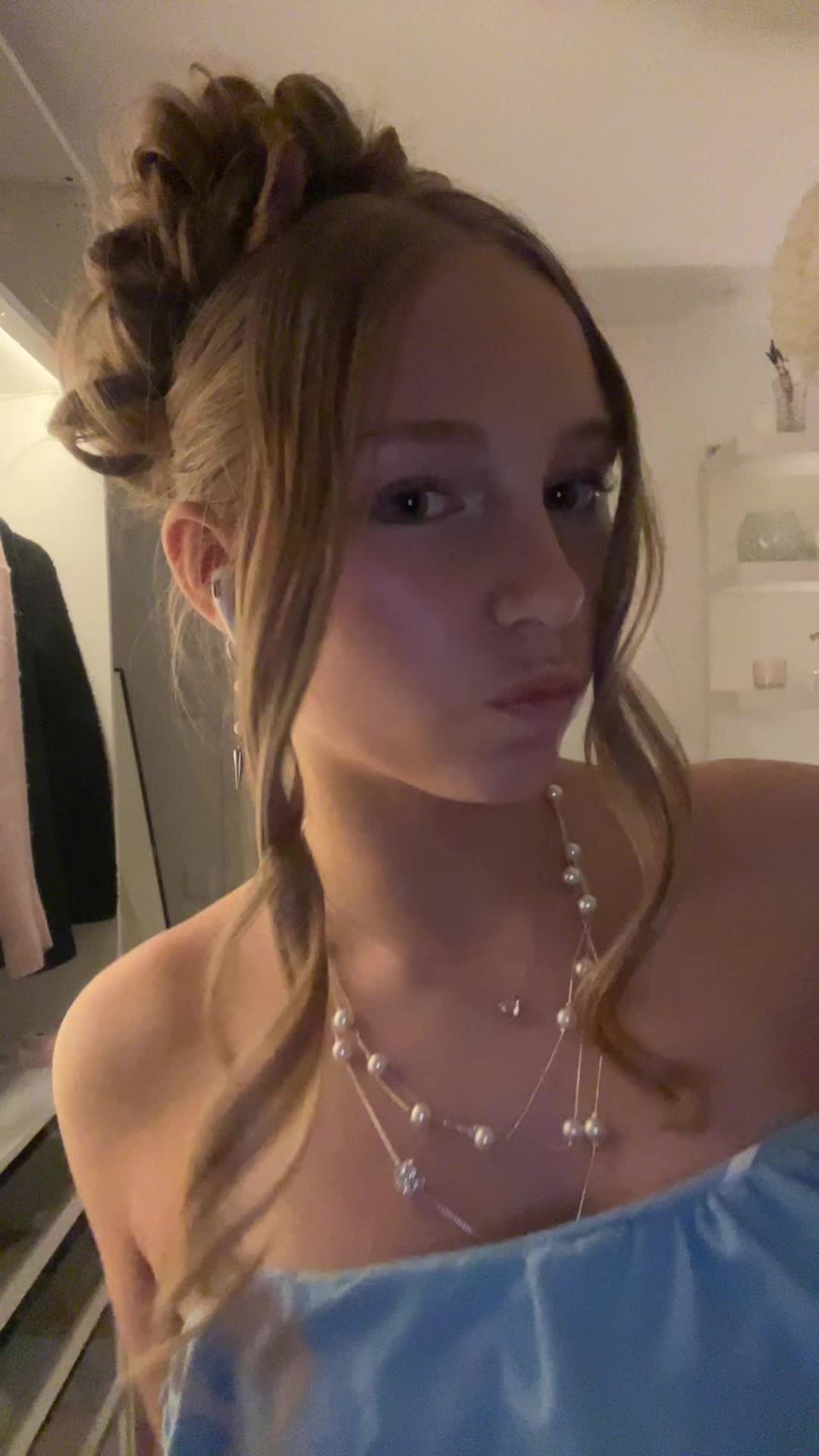 @ellie