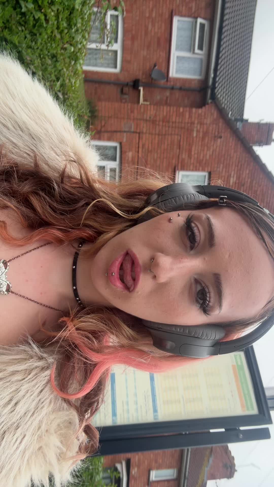 @Issylengdoeee