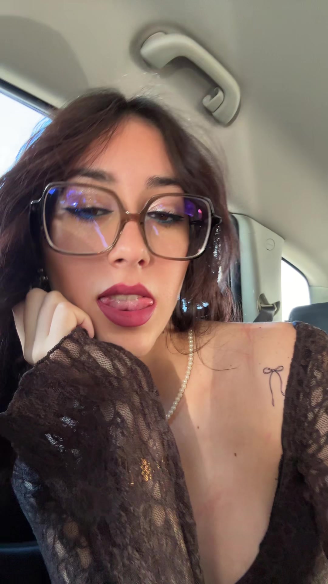 @Elisa🦋