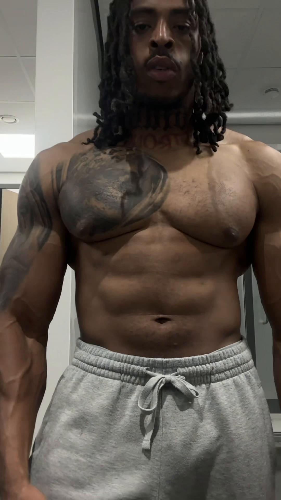 @Muscle papi