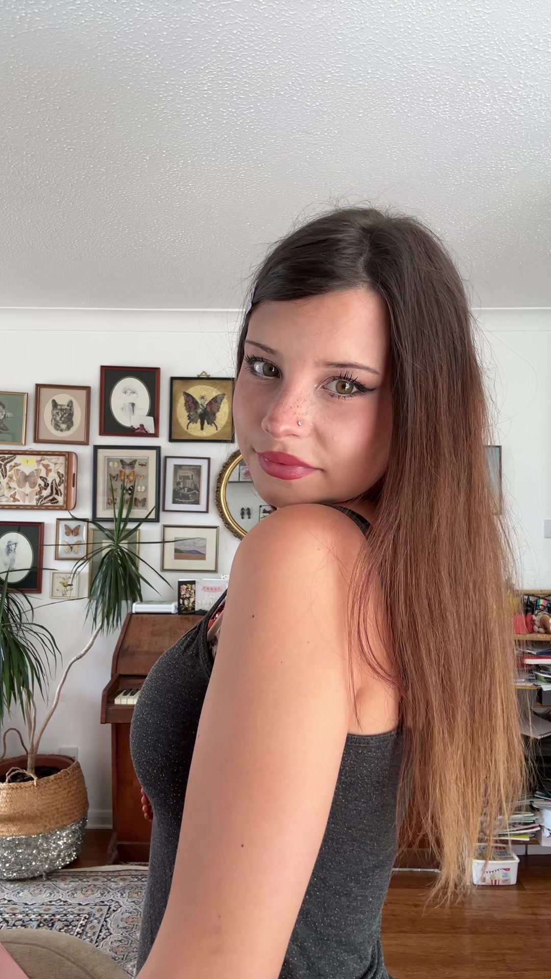 @DELILAH 🦄
