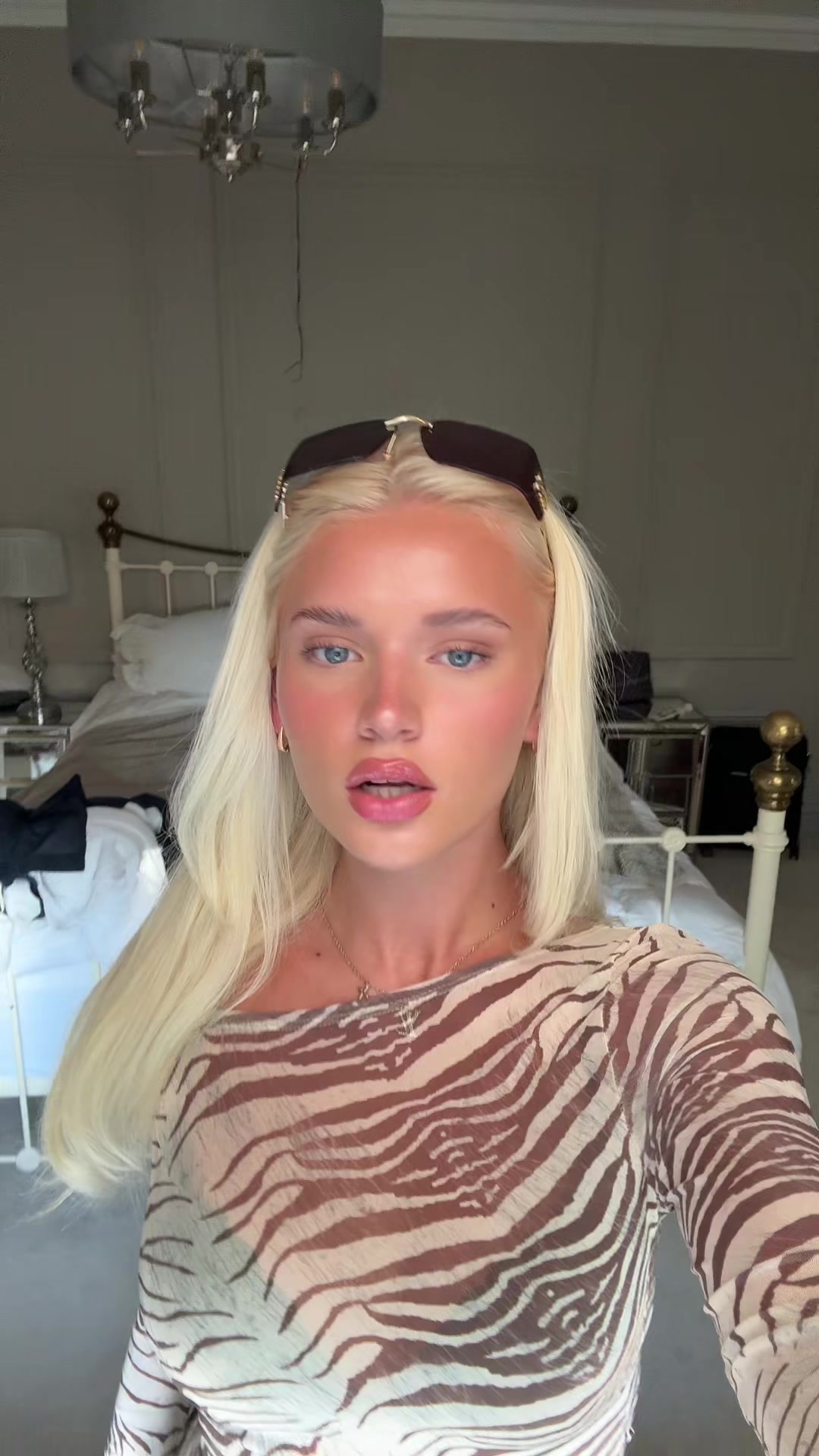 @Sophia