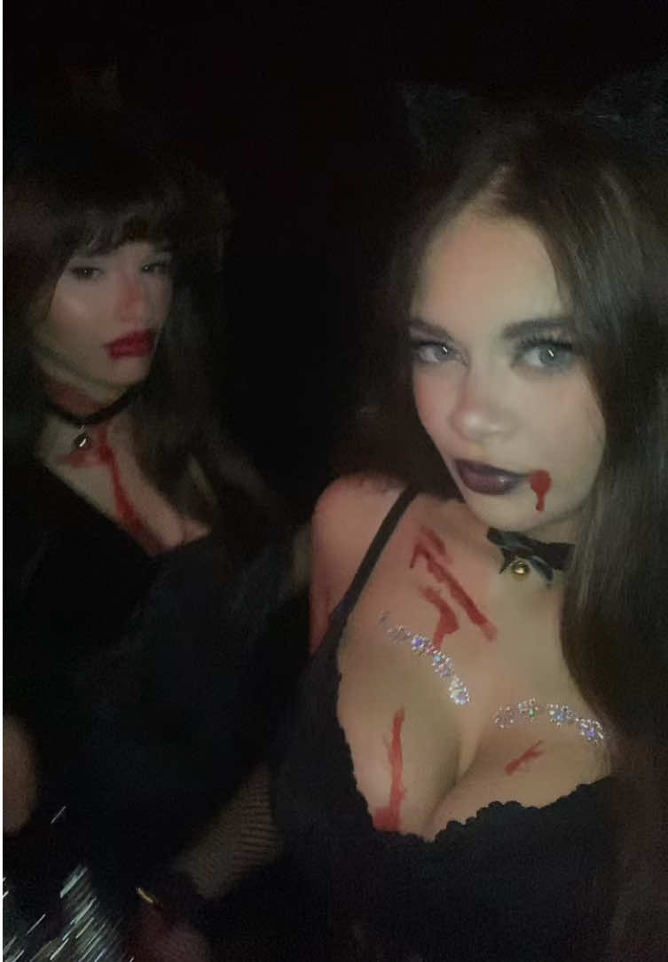 @sh4myra
