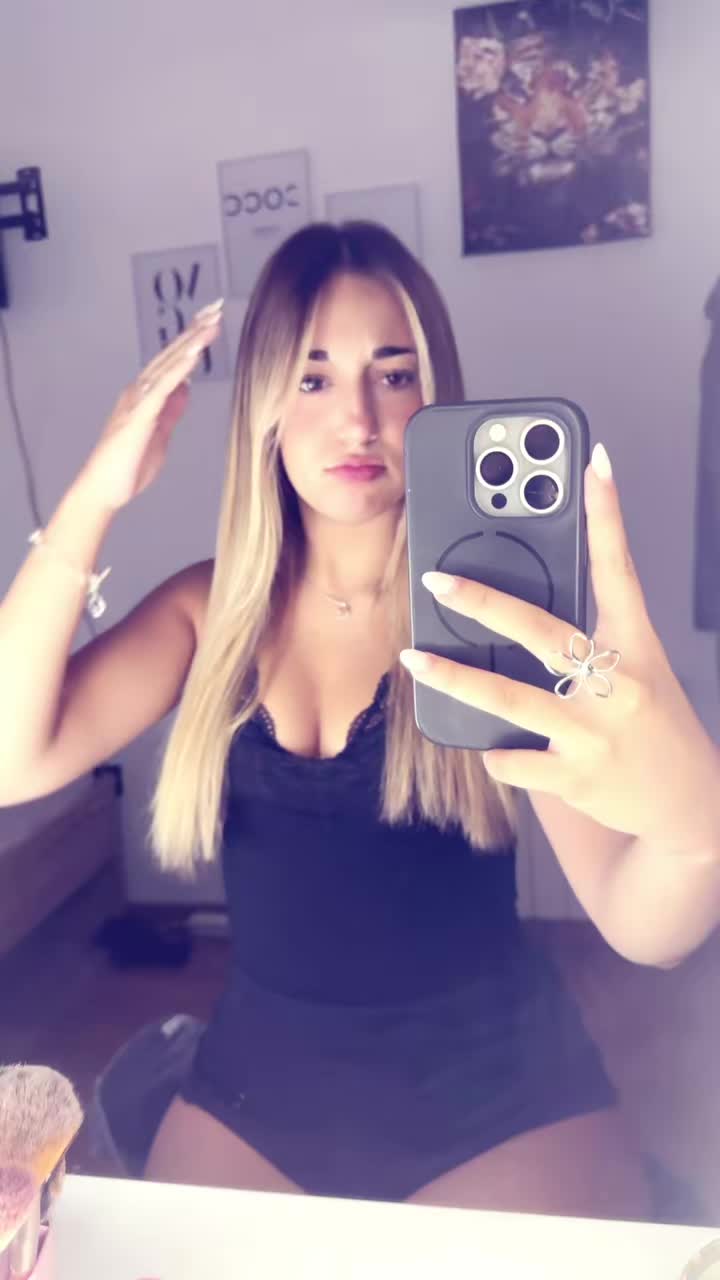 @xeeniiaaaa