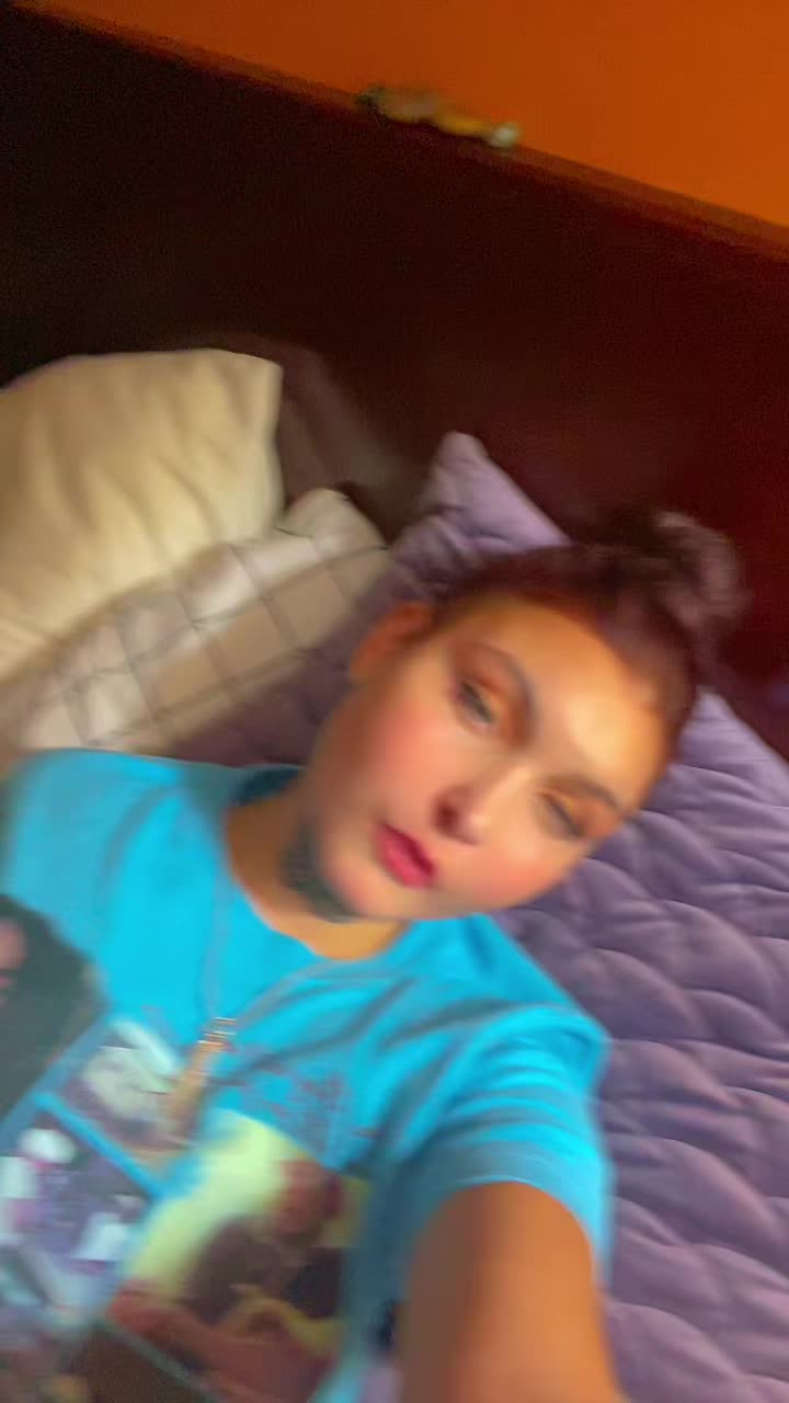 @Lil&bull;anxiousThang