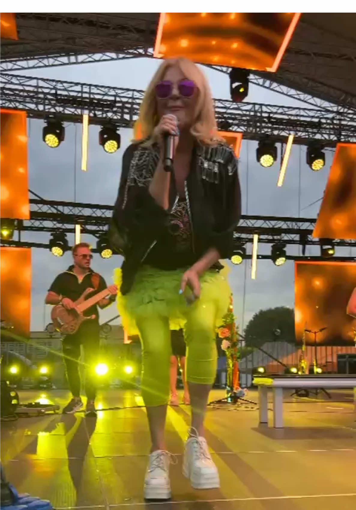 @Majka Jeżowska