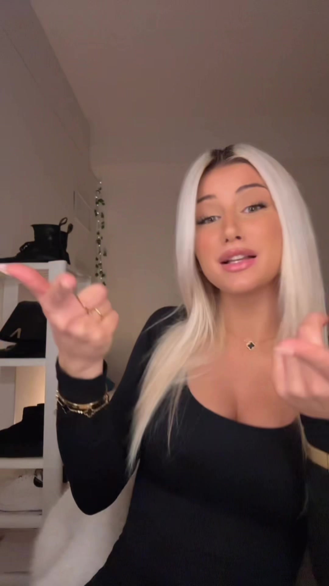 @evelyndallona