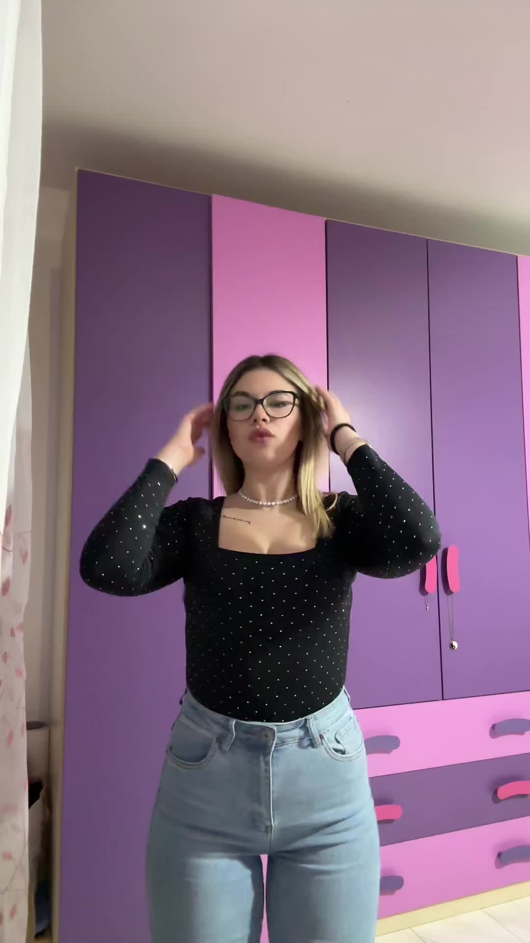 @anna