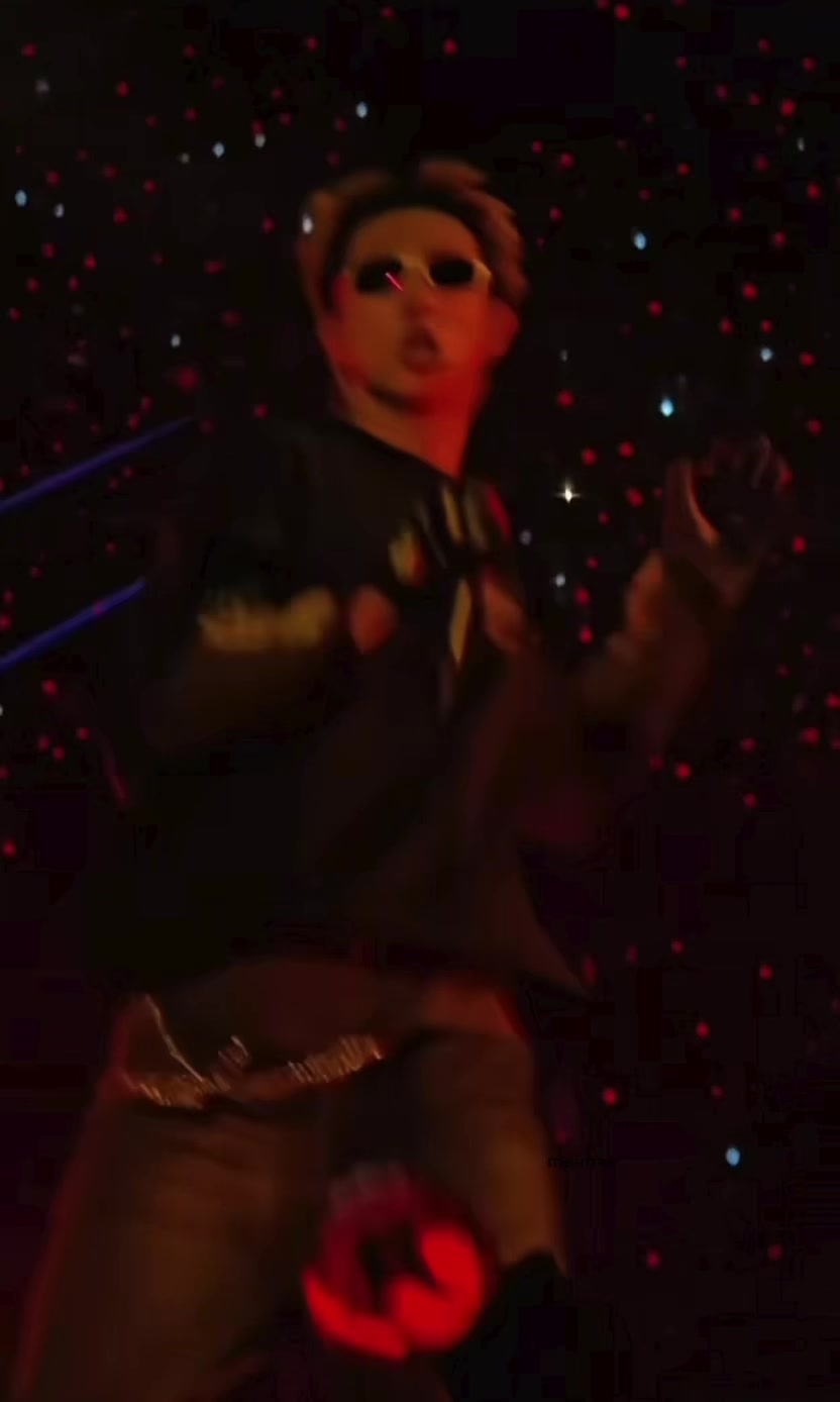 @꧁𝄞༺maimae༻𝄞꧂