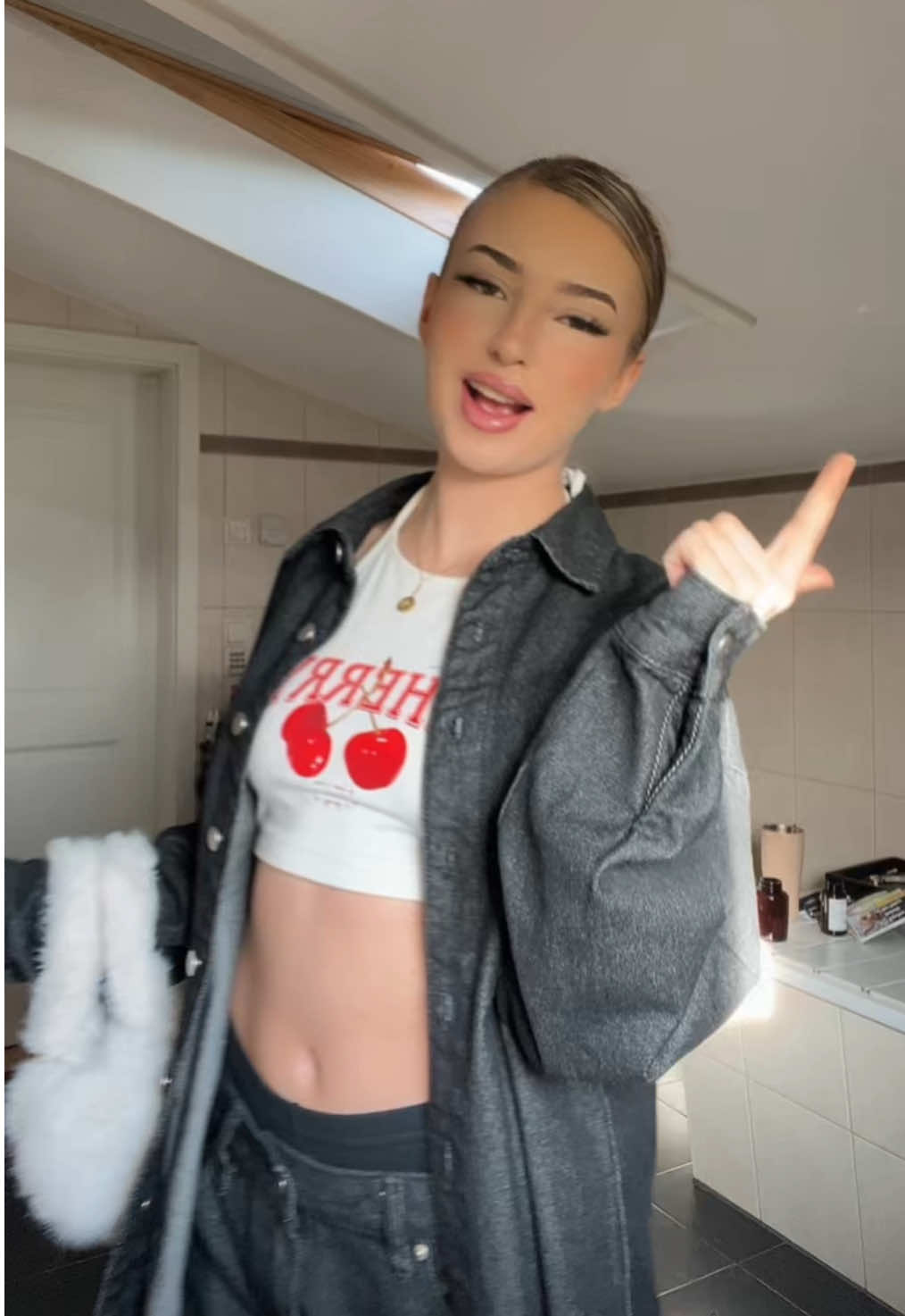 @tf.itsmiraa