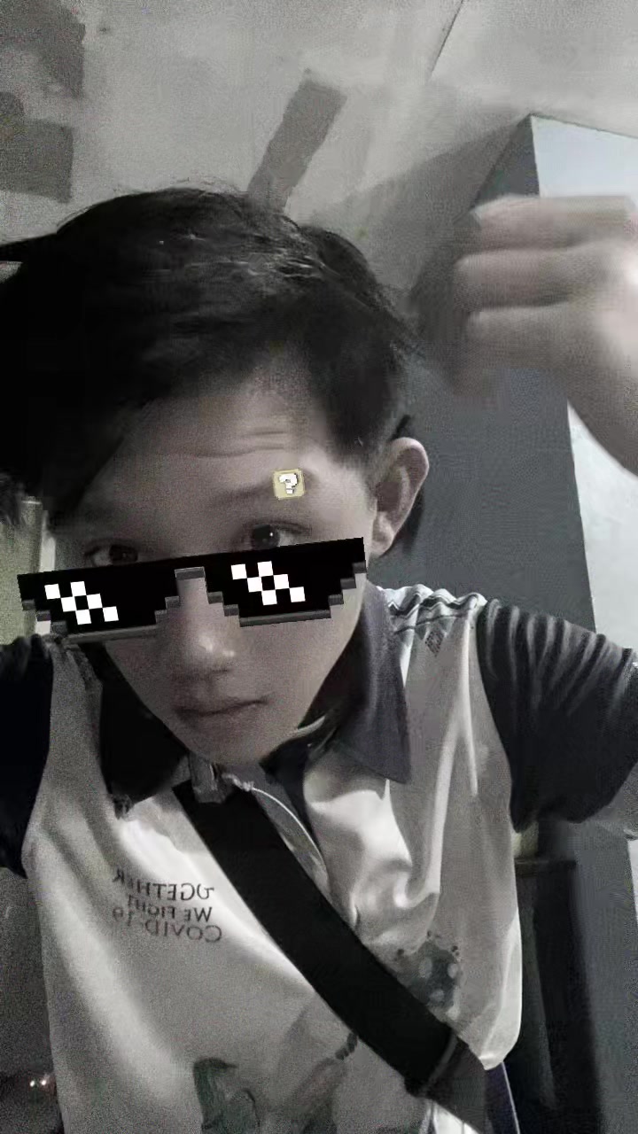 @Mr_ FaDeツ