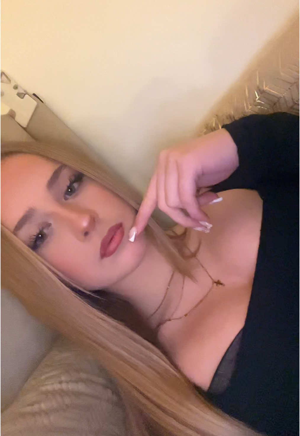 @Laraaaa🇷🇸
