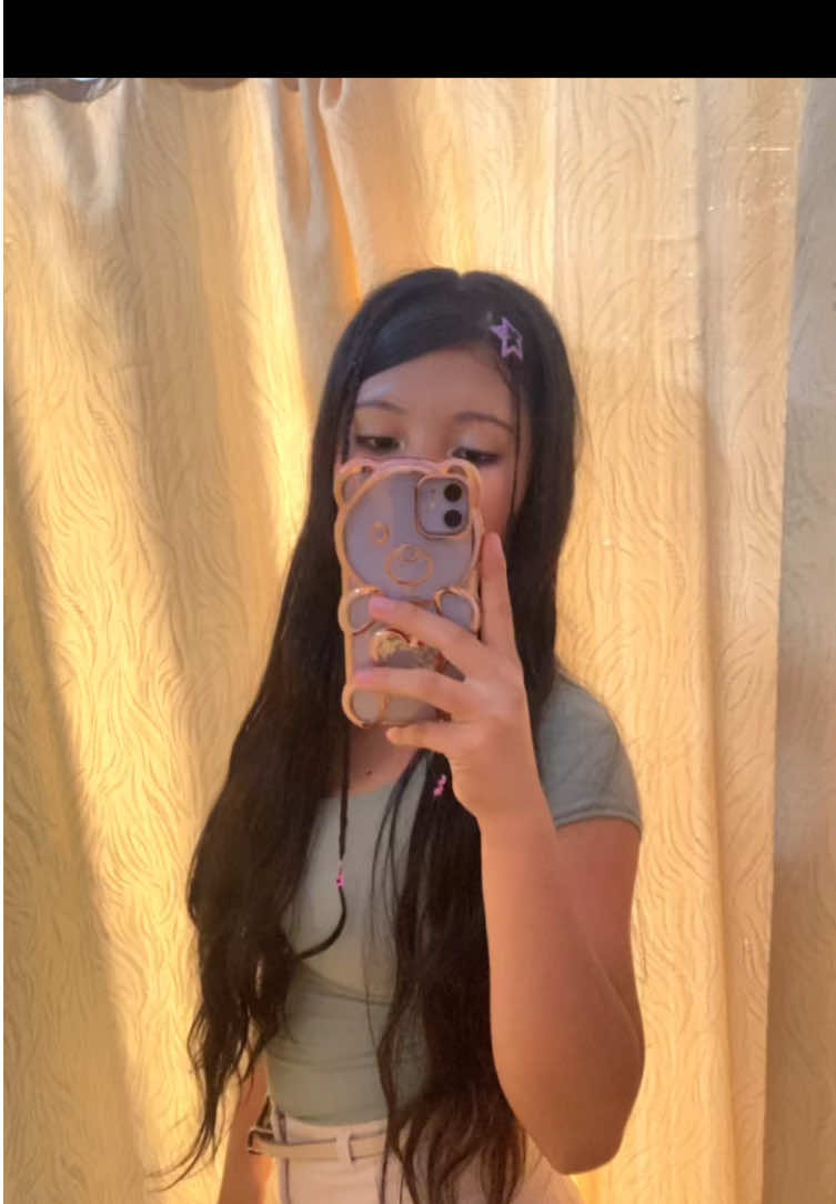 @𝓐𝓷𝓭𝓻𝓮🎀