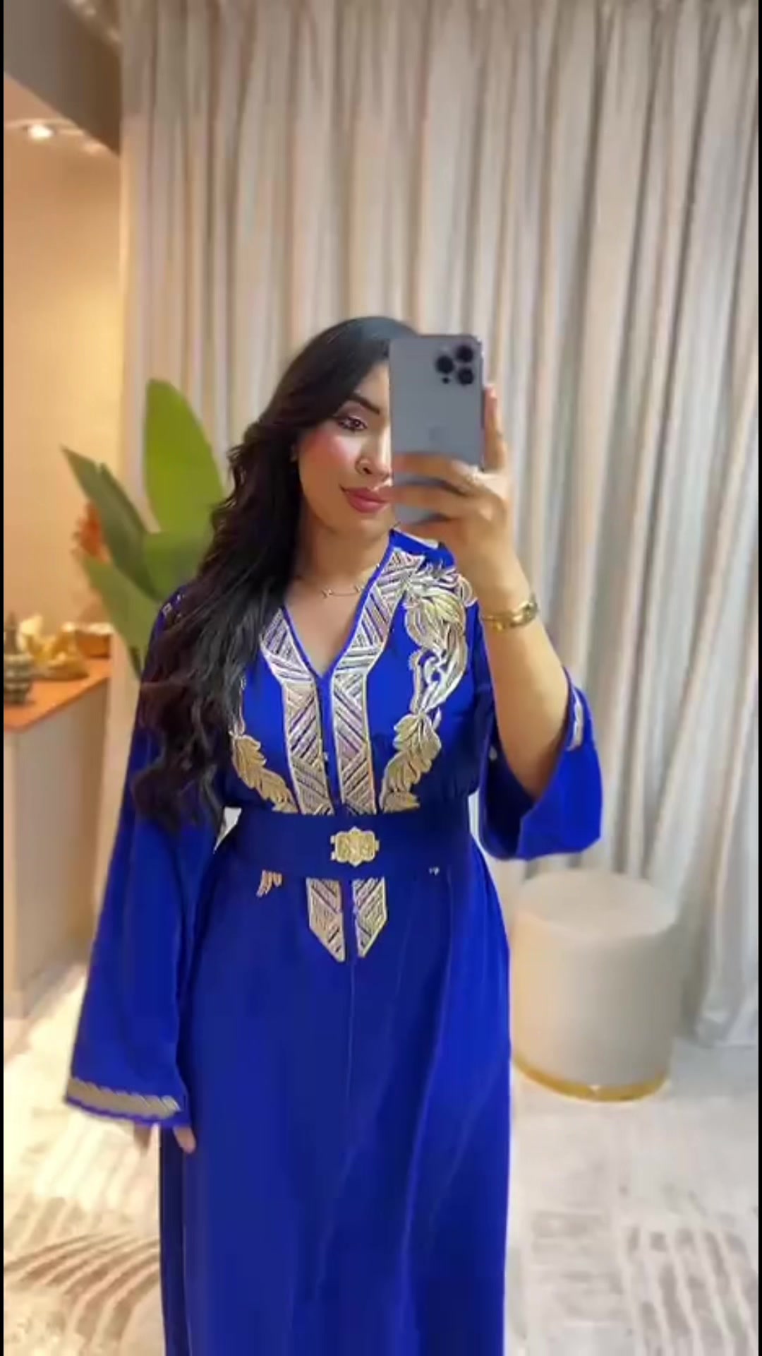@AmiraMode