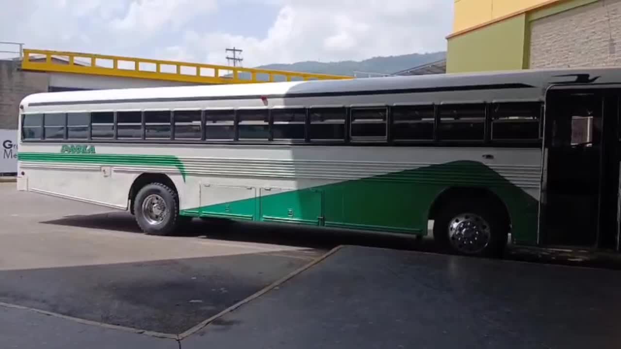 @ANDRÉS