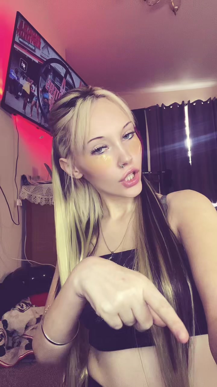 @that_blue_eyed.bitch