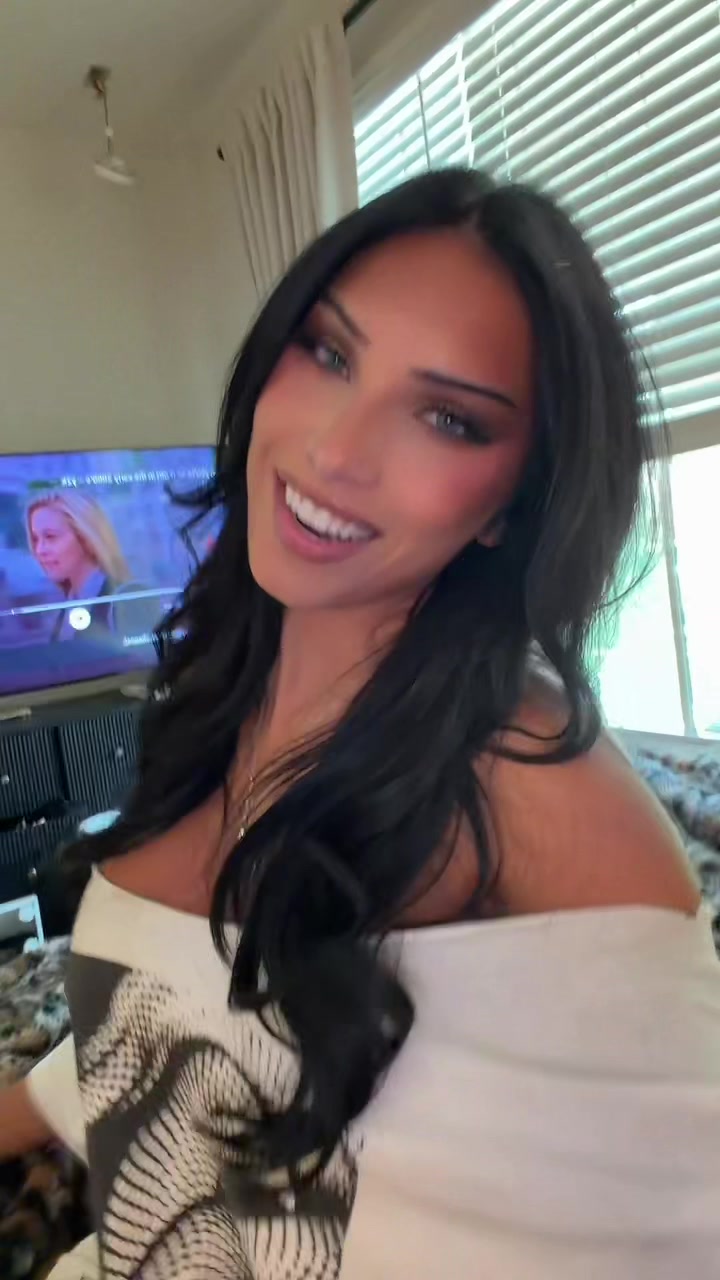 @Elle B